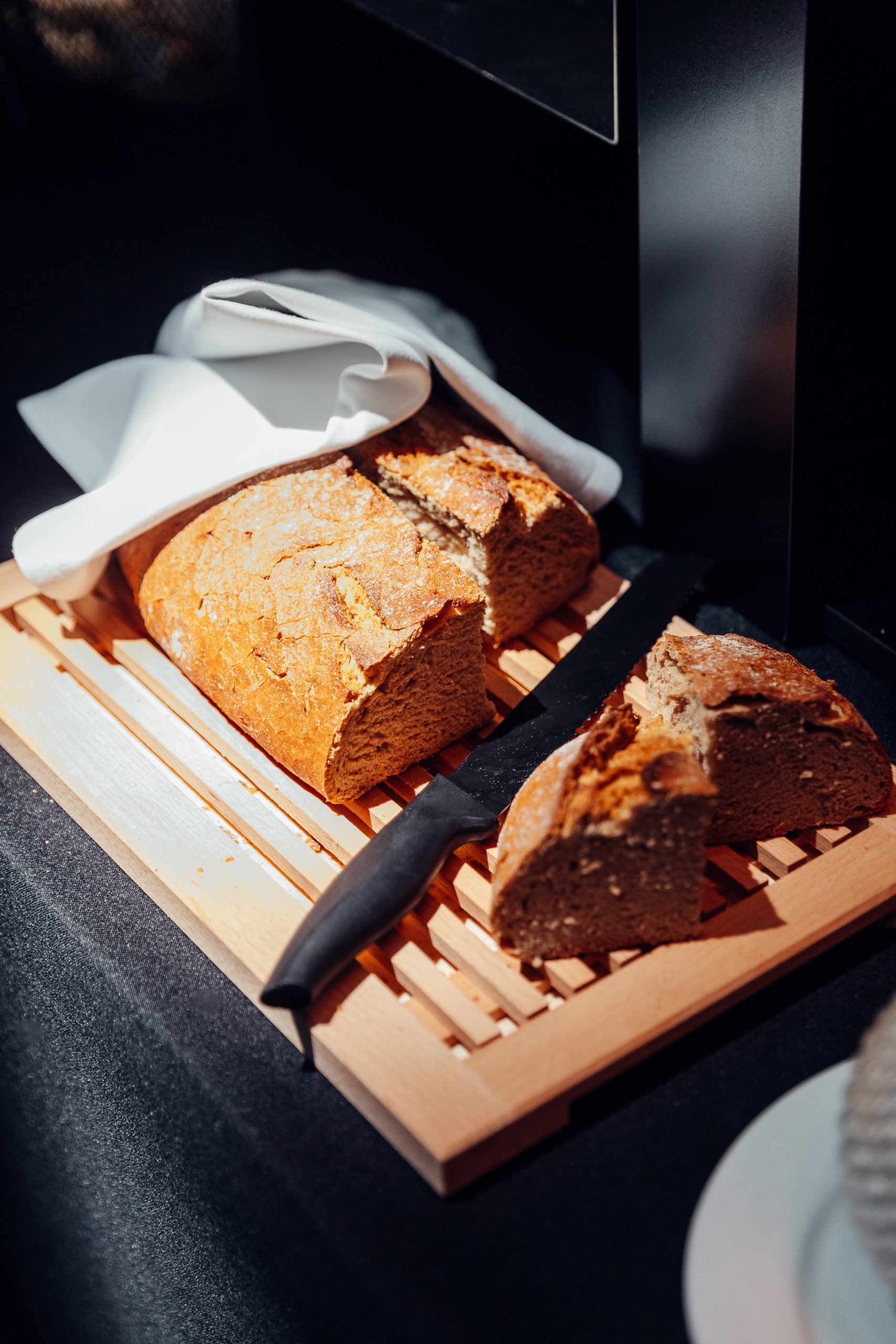 c_nickrainerphoto_Palais-Wertheim-Catering_21052025-004-3-683x1024