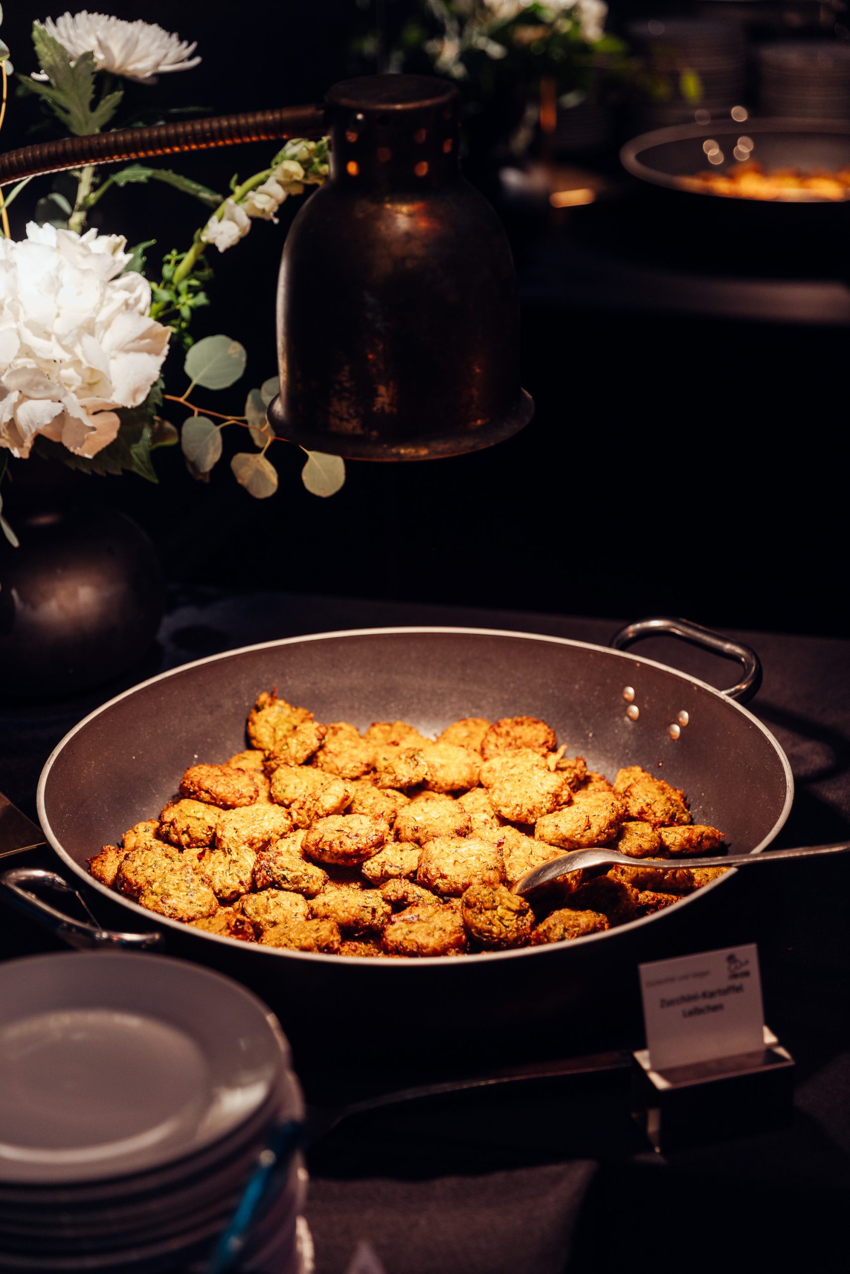 c_nickrainerphoto_Palais-Wertheim-Catering_21052025-077-3-683x1024