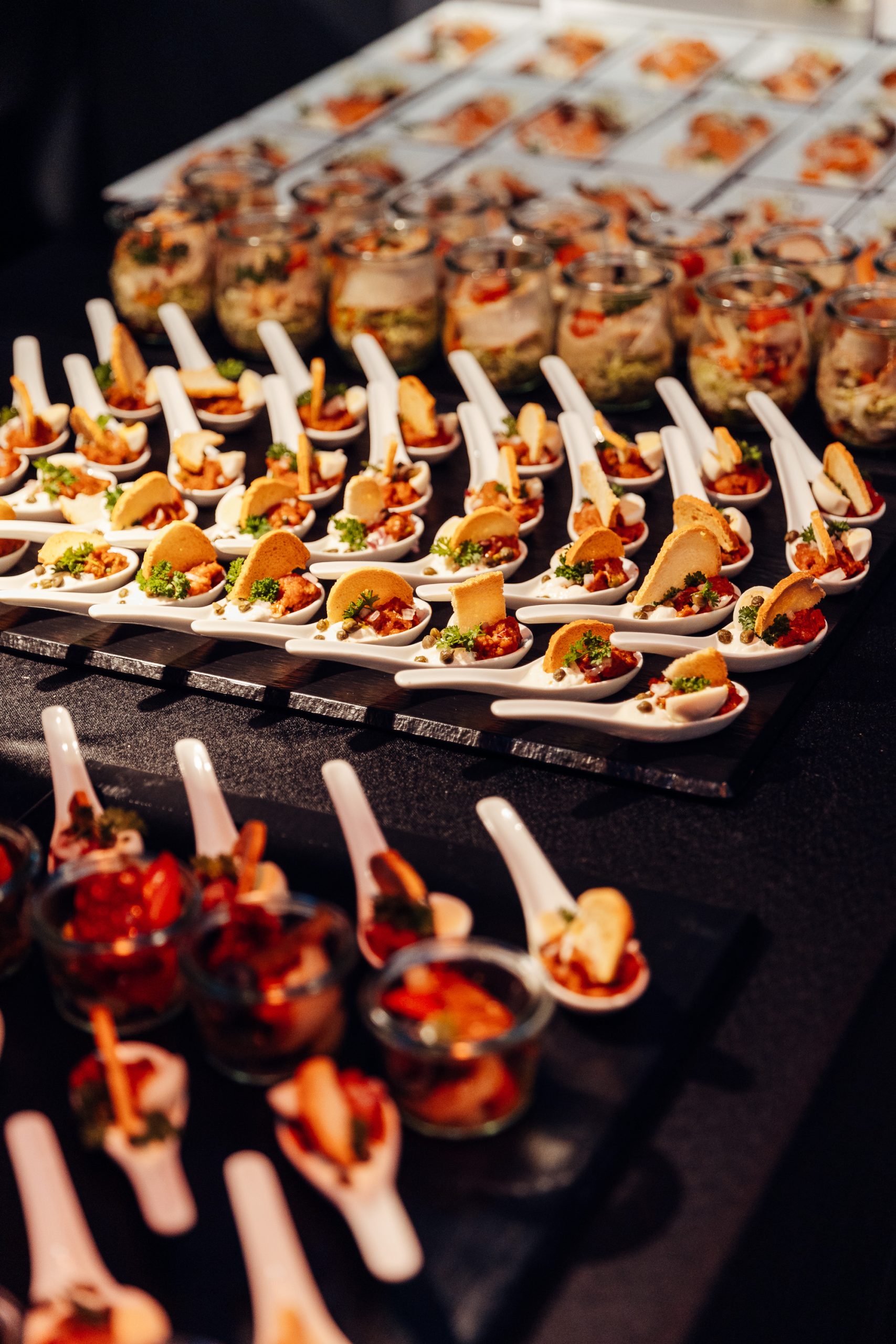 c_nickrainerphoto_Palais-Wertheim-Catering_21052025-078-3-683x1024
