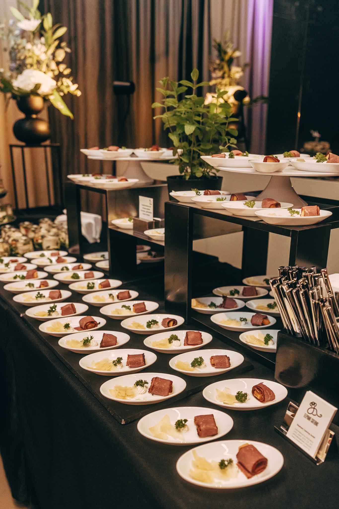 2025-06-07-PalaisBerg_ElephantCatering-0010-683x1024