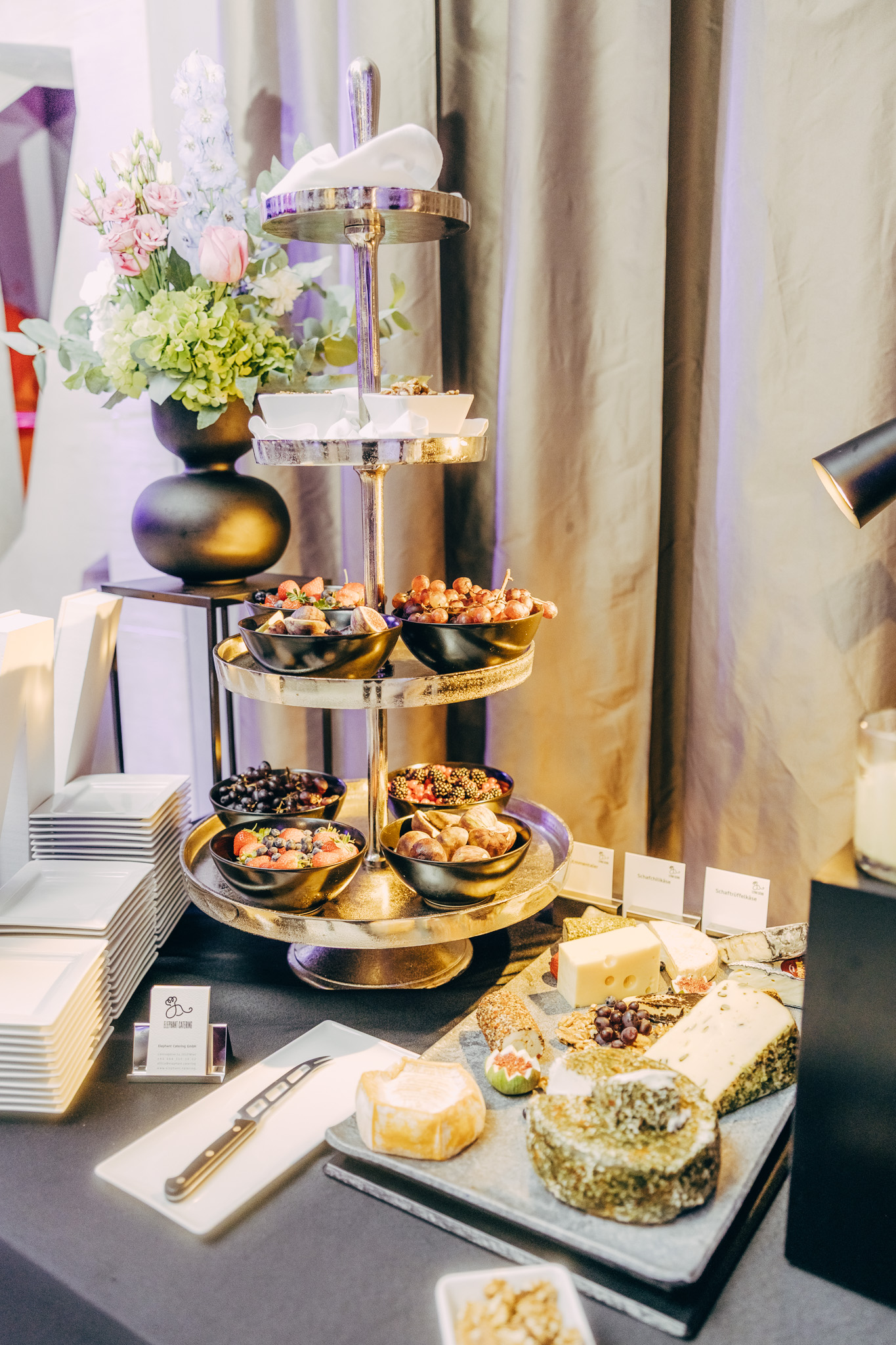 2025-08-28-PalaisWertheim_ElephantCatering-0097-683x1024